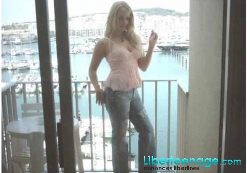 Lucie cherche bel homme mature 