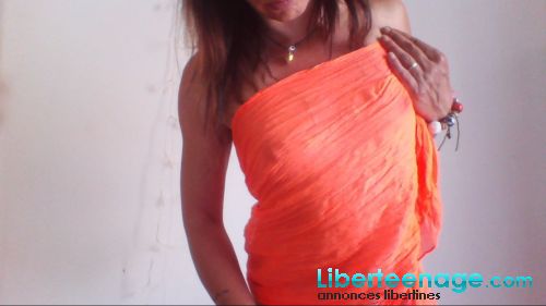 Cindy dialogue sexe ou cam hot sur skype