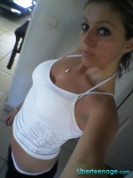 annonce libertine sexe - jeune soumise blonde cherche dominateur sur perpignan